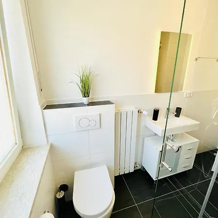 3room-central-modern- The Seashell By Lakescape Fewos * Friedrichshafen